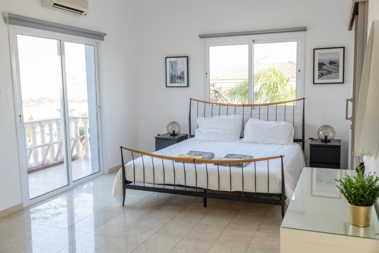 Grand Villa Lynn Seaview Ayia Napa Esterno foto